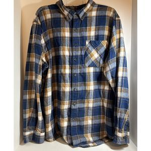 Magellan Outdoors Men's Classic Fit Blue and‎ Tan Button Down Flannel Shirt 2XL